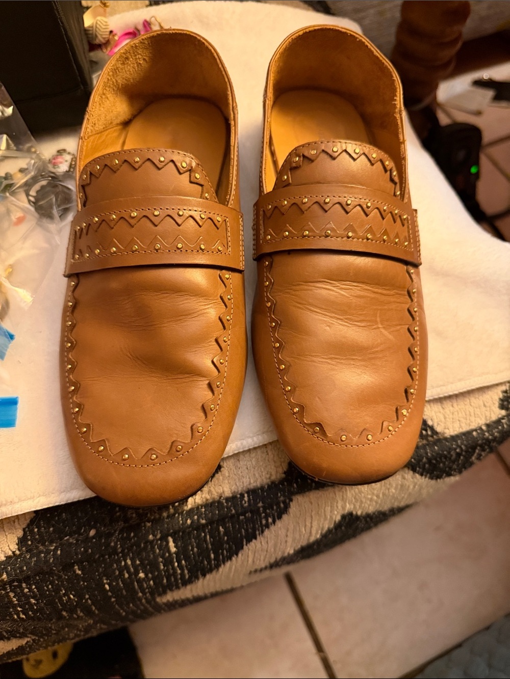 Classic Isabel Marant Women’s Tan Leather Slip-On Loafers